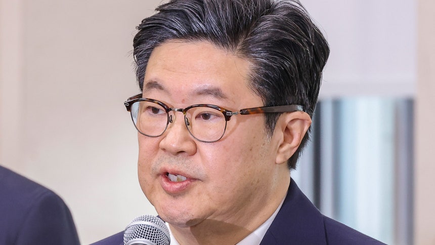 ‘홈플러스 사태’ MBK 김병주 등 구속영장